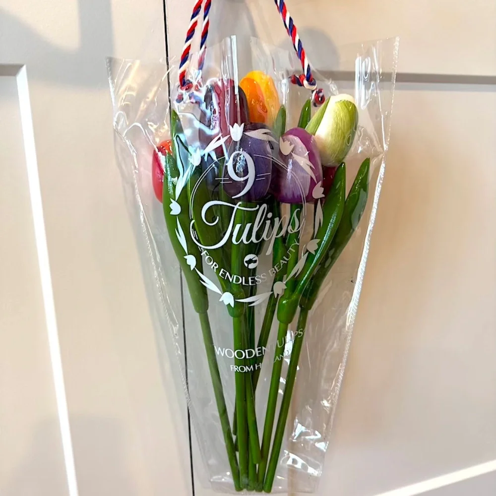 🌷Wood Tulip Bouquet from Holland! - Total 9 (NIB) - Picture 2 of 12